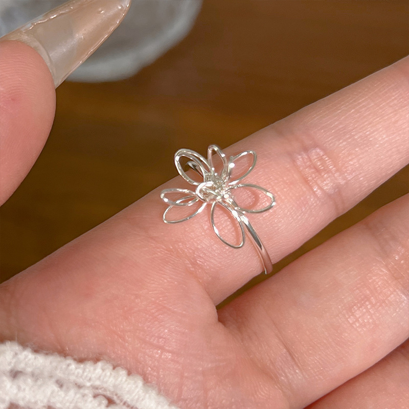 925 sterling silver irregular geometric ring for women in INS 2025, a new niche design sense, fashionable and individual index finger ring Specification drawing