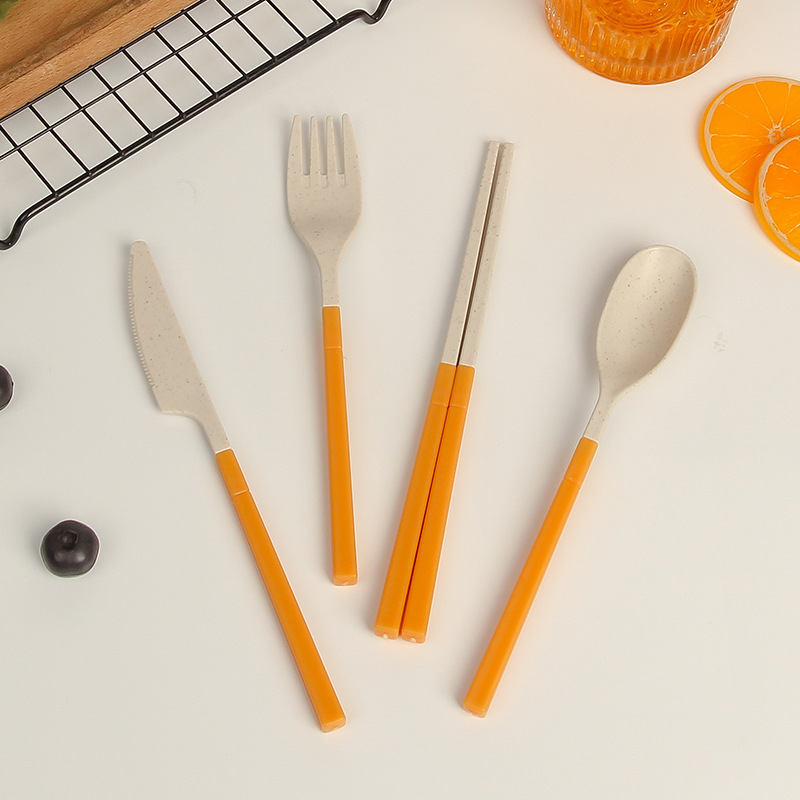 Amazon wheat straw knife, fork, spoon and chopsticks set detachable and foldable outdoor travel cross-border factory wholesale Application Scenario