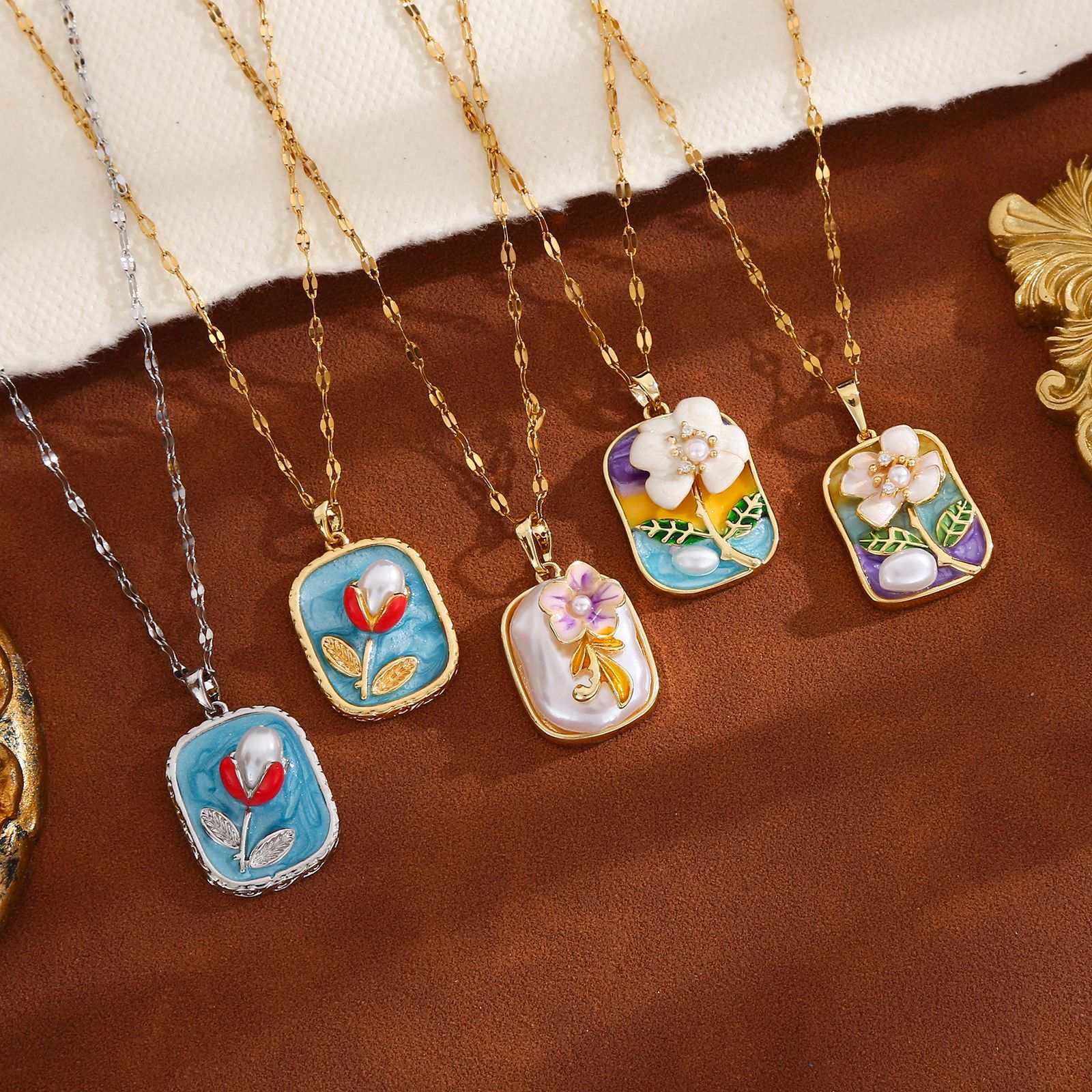 Cross-border Monet Garden oil painting style butterfly pendant necklace, new French high-end light luxury collarbone chain jewelry wholesale details Picture