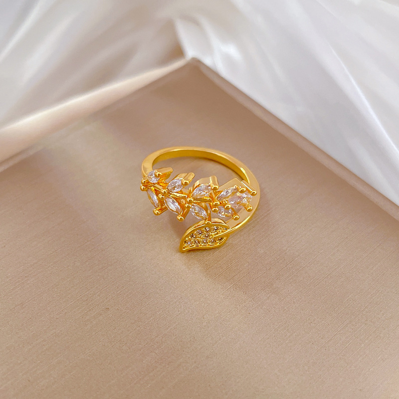 【 Real Gold electroplating 】 Open leaf zircon fashionable slightly inlaid light luxury ring index finger ring, the same style as the Internet celebrity, cold style Specification drawing