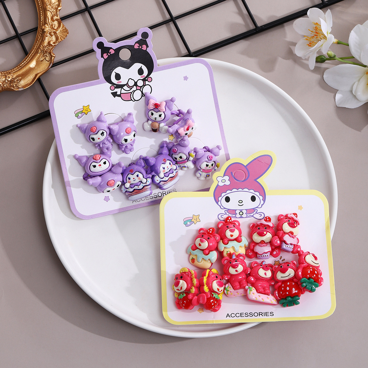 Cute cartoon children's hair band girl Kuromi Sanrio tied her hair into a bun with a rubber band that won't damage her hair baby hair accessory Specification drawing
