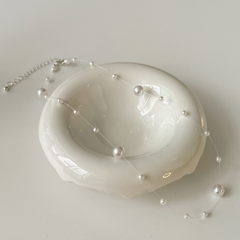 The "Sky Star" niche pearl necklace for women's 2024 new style, fashionable and versatile design, collarbone chain and necklace accessory details Picture