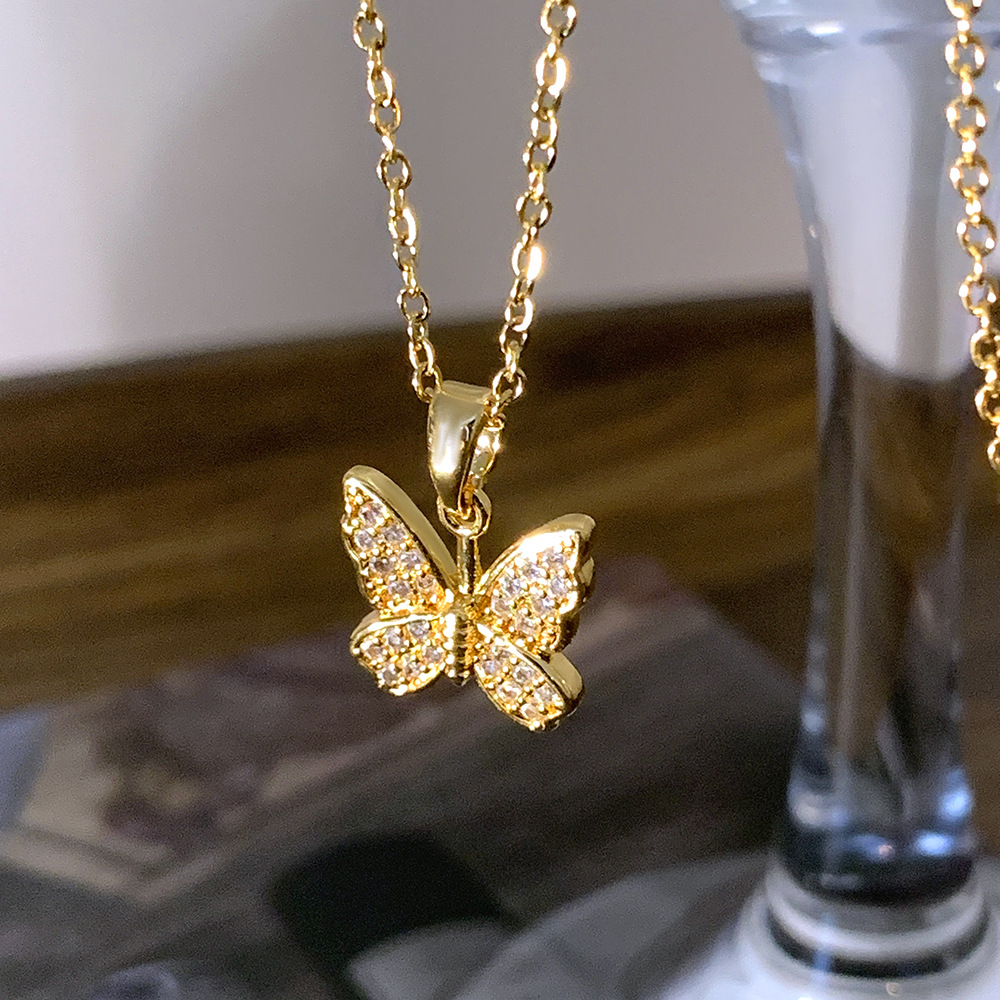 Korean inS-style golden butterfly necklace for women with diamonds, versatile and elegant collarbone chain, titanium steel, a niche internet-famous accessory Specification drawing