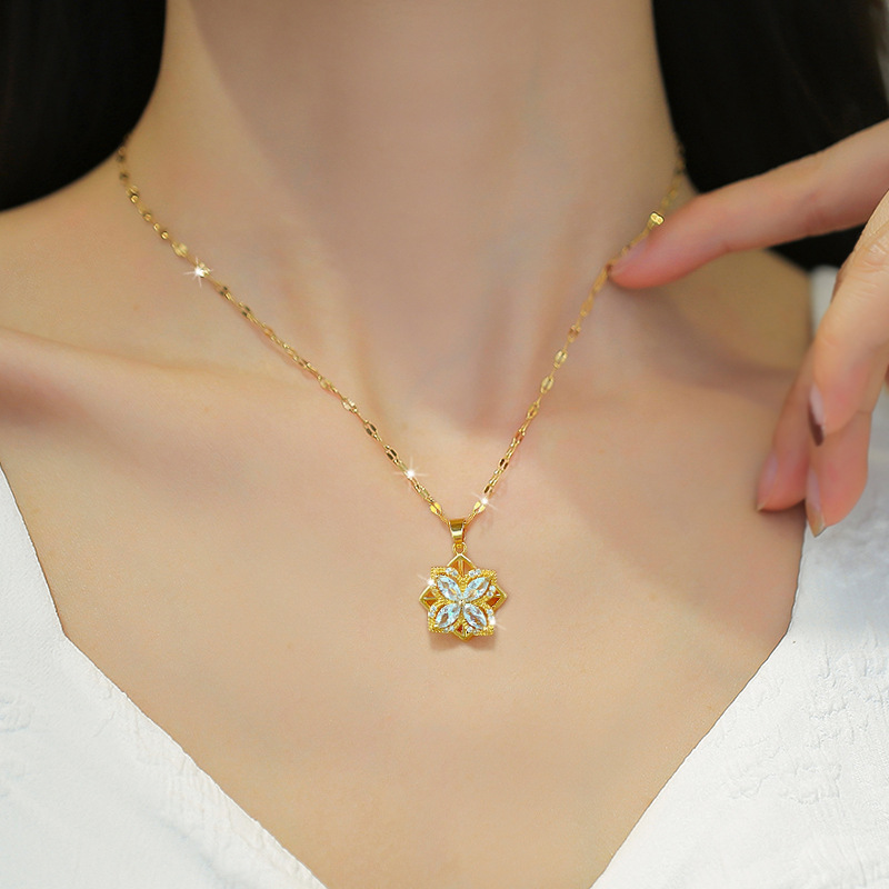 【 Titanium Steel 】 Light Luxury rotating flower Zircon light luxury design Versatile Korean style Instagram Niche design live-streaming necklace details Picture