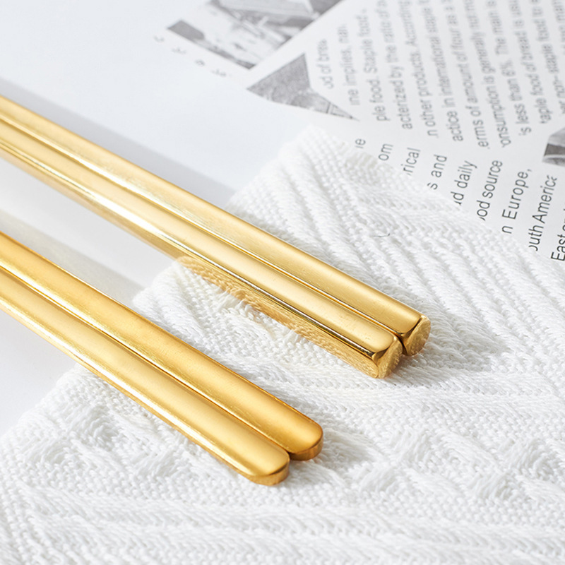 Korean 304 stainless steel spoons and chopsticks, golden Korean cuisine square chopsticks, solid flat chopsticks and spoons, barbecue tableware Specification drawing