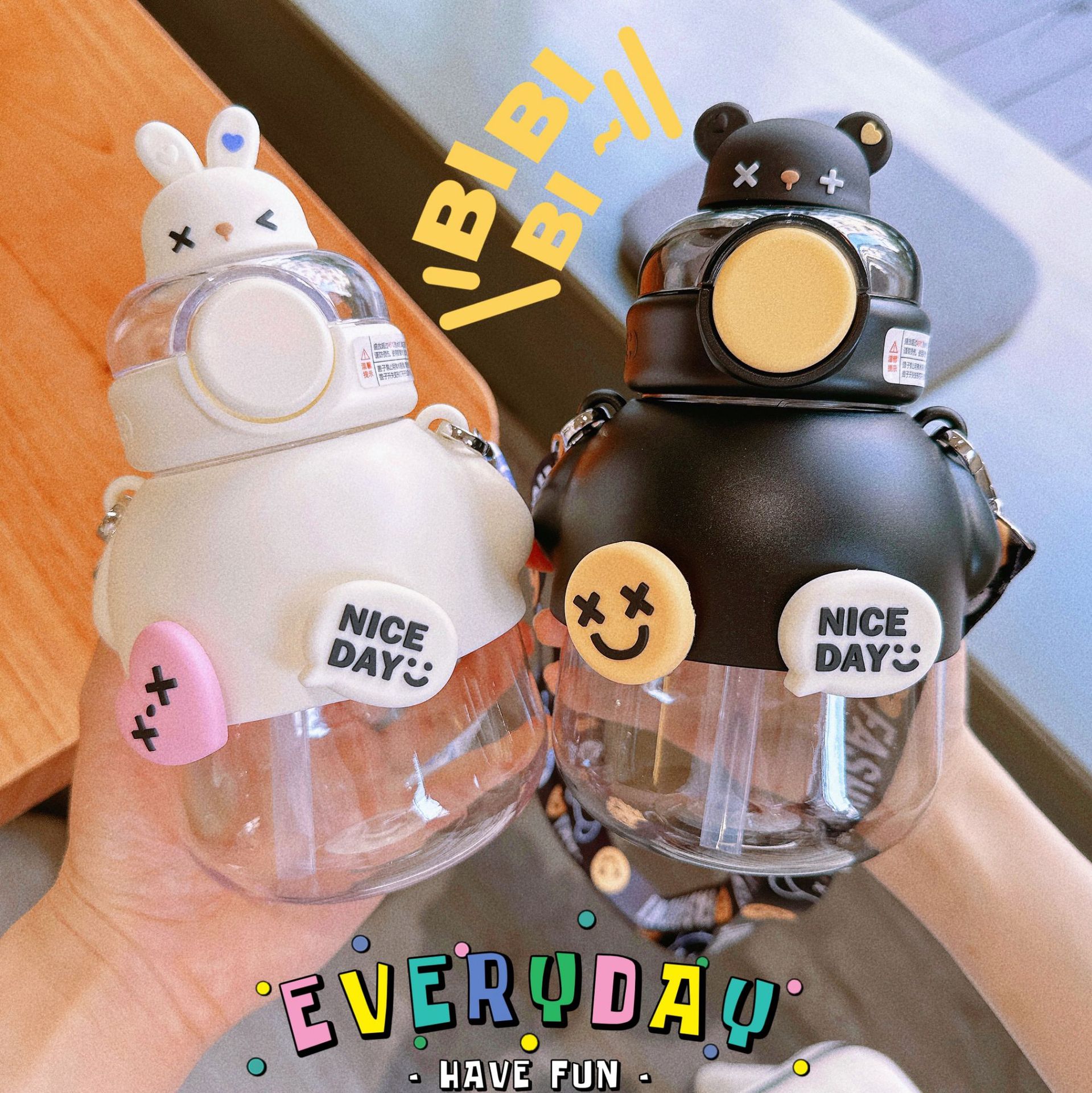 Cute and trendy plastic cups, children's high appearance level straw cups, outdoor bear cartoon dolls for kindergartens, portable water bottles full figure