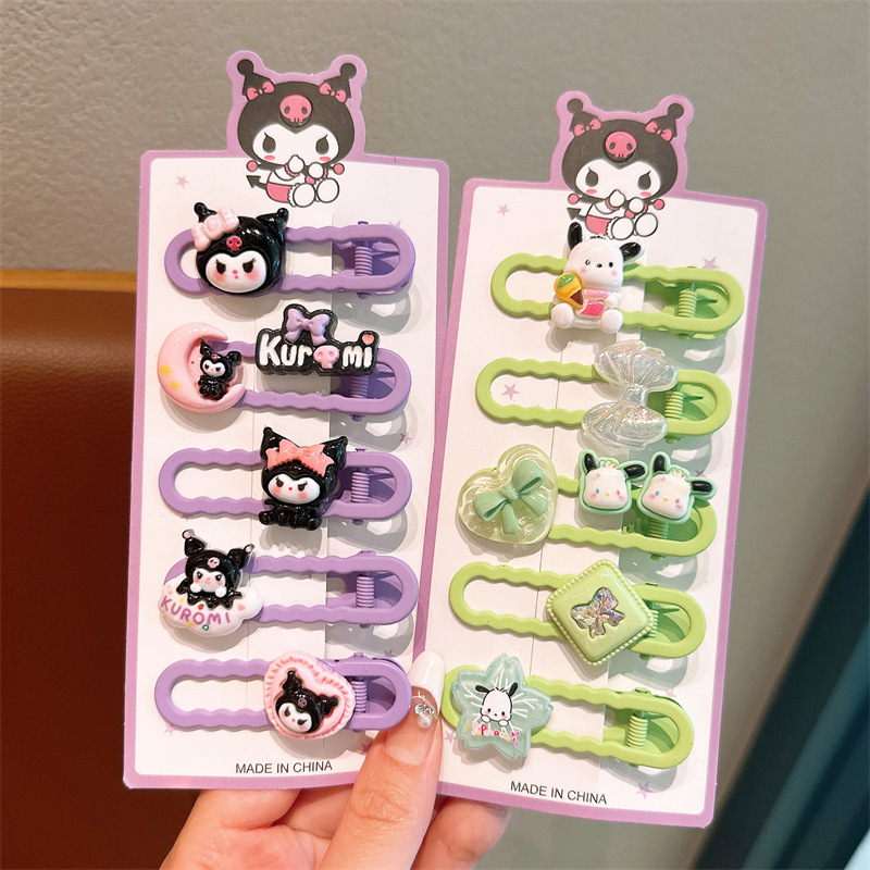Sanrio cartoon hair clips, little girl hair accessories, cute children's hair clips, headwear, baby side bangs clips, no damage to hair Specification drawing