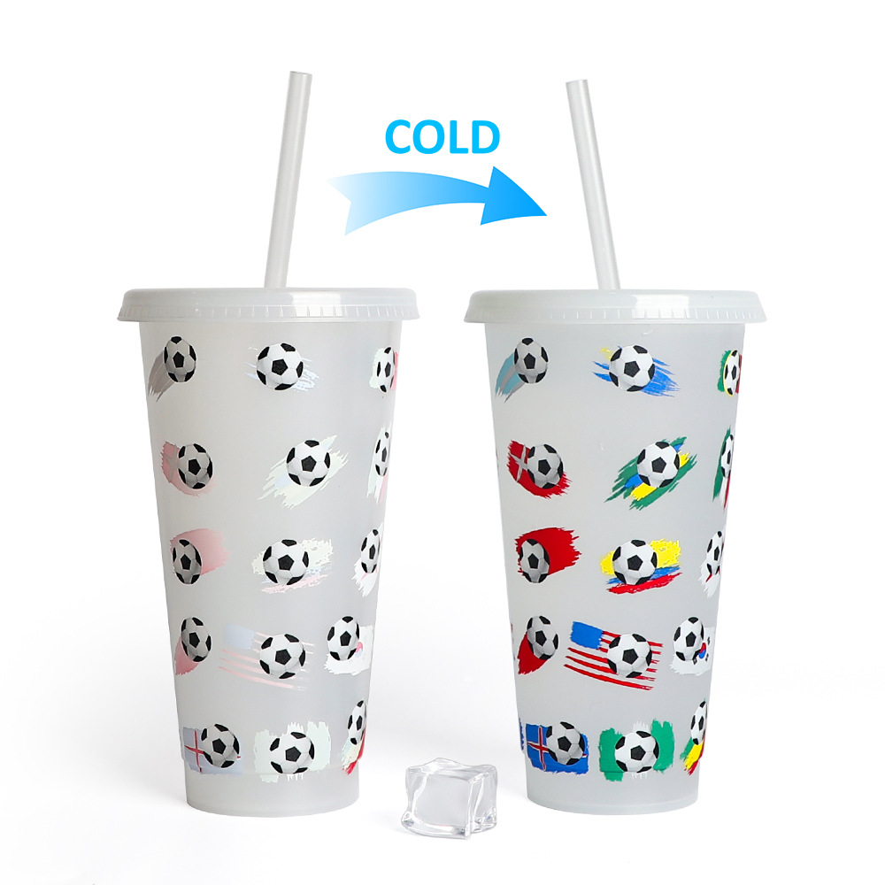New World Cup temperature-sensing straw coffee plastic color-changing cup 710ml single-layer color-changing PP football cup when cooled Application Scenario