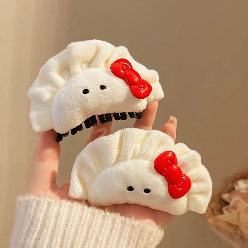 Cute plush dumpling hairpin, shark clip at the back of the head, 2024 new plush funny simulation hairpin headwear full figure