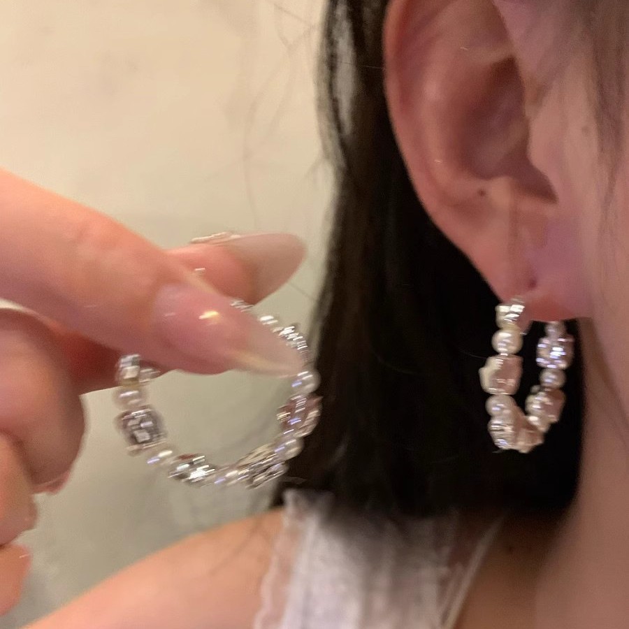 Unique and niche lava pearl ring earrings, 2025 new bestseller, high-end stud earrings, versatile ear ring earrings for women details Picture