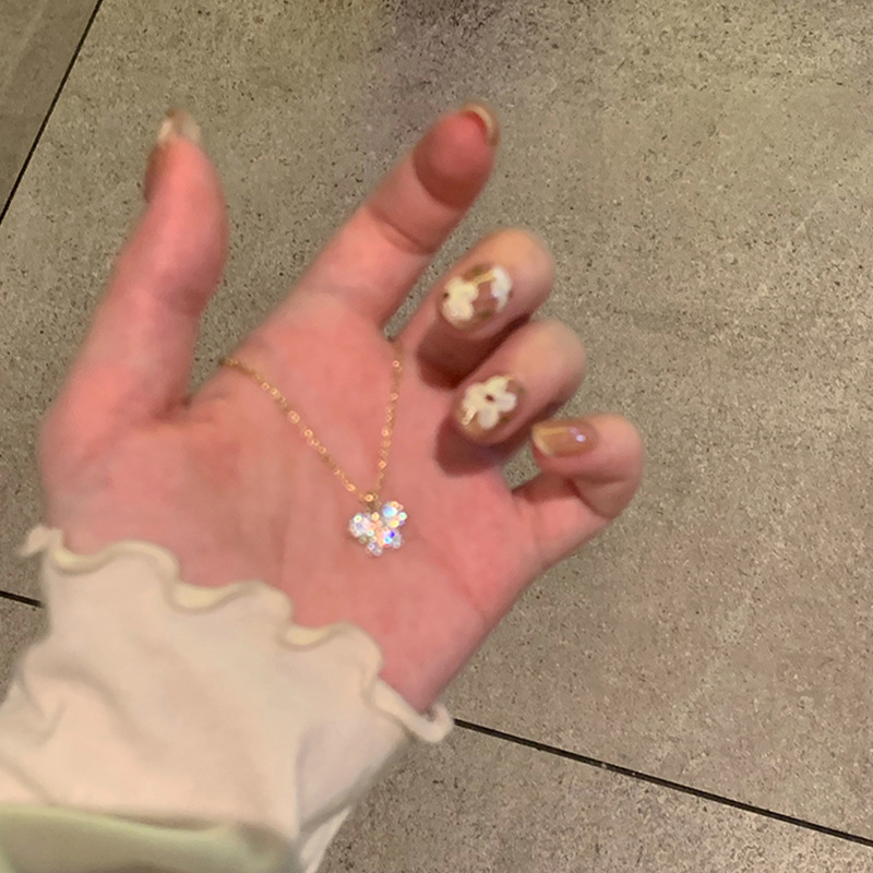 Spring fresh butterfly necklace for women, 2024 new style, light luxury and high-end collarbone chain, a best-selling neckchain accessory details Picture