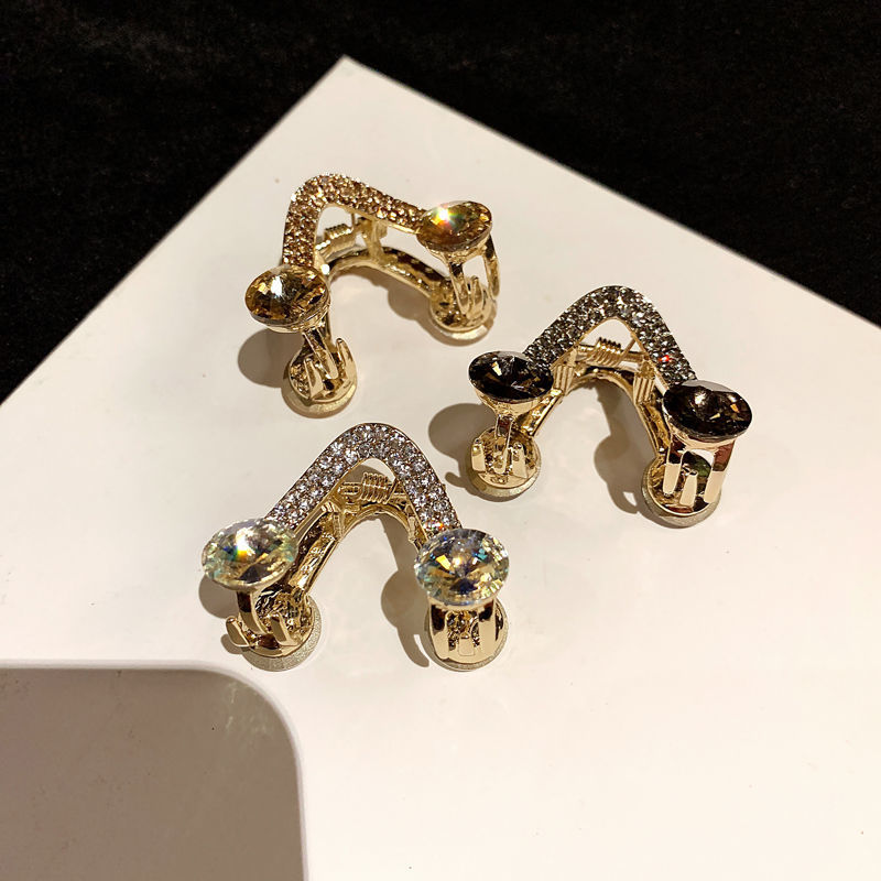 New geometric triangular small hair clips for women with a high-end feel, water diamond hair clips for the back of the head, and hairpin bangs clips for the forehead details Picture