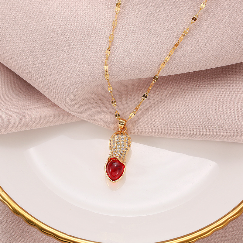 Red crystal zircon peanut necklace for attracting wealth, 18k titanium steel plated with gold, luxurious diamond-encrusted collarbone chain accessory Specification drawing