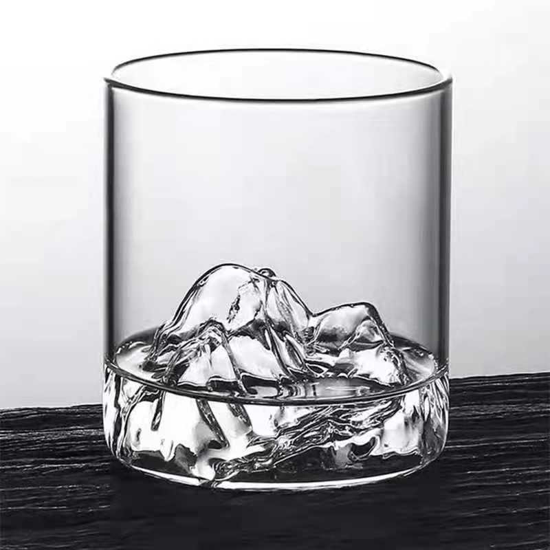 Retro Chinese trend style mountain and river viewing cup, Fuji Mountain Glass cup, transparent iceberg water cup, heat-resistant tea brewing cup owner Specification drawing