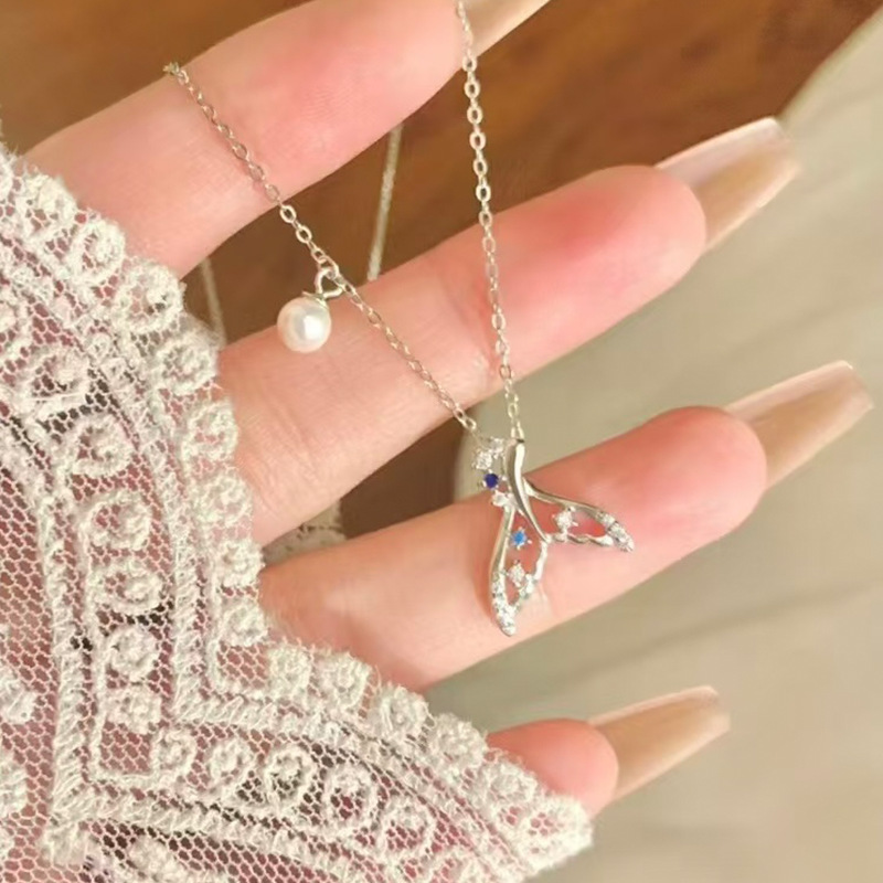 A light luxury, niche, retro pearl necklace for women, a new 2024 bestseller with a high-end design sense, a versatile collarbone chain for Internet celebrities Specification drawing