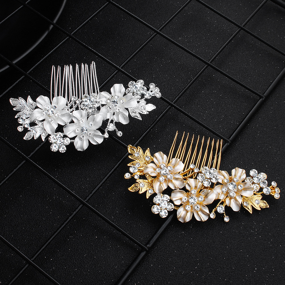 European and American accessories, bride's hair comb, classic wedding dress and evening gown, updo headwear, alloy water diamond enamel flower crystal comb Specification drawing