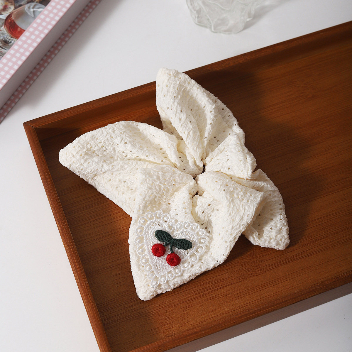 Children's bow, square scarf, large intestine hair band, girls' hair tie, hair flower, 2025 new style ponytail hair tie, princess headwear Application Scenario