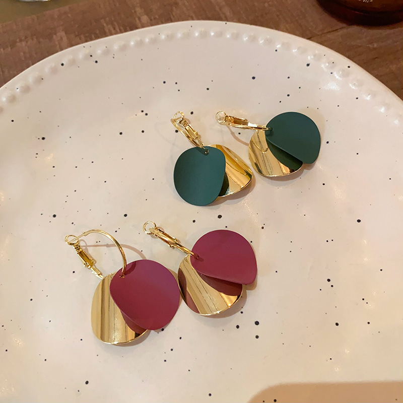 European and American style exaggerated circle earrings for women, 2025 new trendy and fashionable wavy circular earrings, high-end earrings Specification drawing