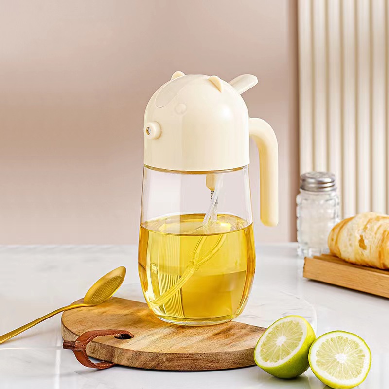 Wholesale of dual-purpose household kitchen atomizing oil spray cans with automatic opening and closing of glass oil cans, no oil sticking, and capable of both spraying and emptying. Oil control wonder Application Scenario