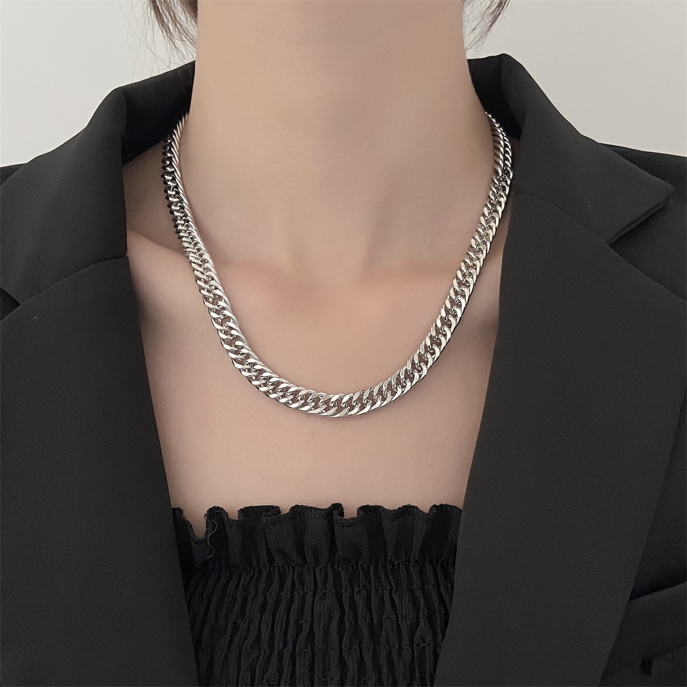 European and American fashion thick chain hip-hop bracelet necklace set, women's collarbone chain, men's cross-border punk jewelry 2-piece set details Picture