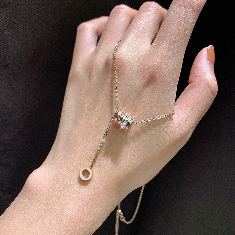 Korean 18k tassel waist necklace, trendy Roman numeral pendant for women on Instagram, popular online celebrity, non-fading collarbone chain necklace full figure