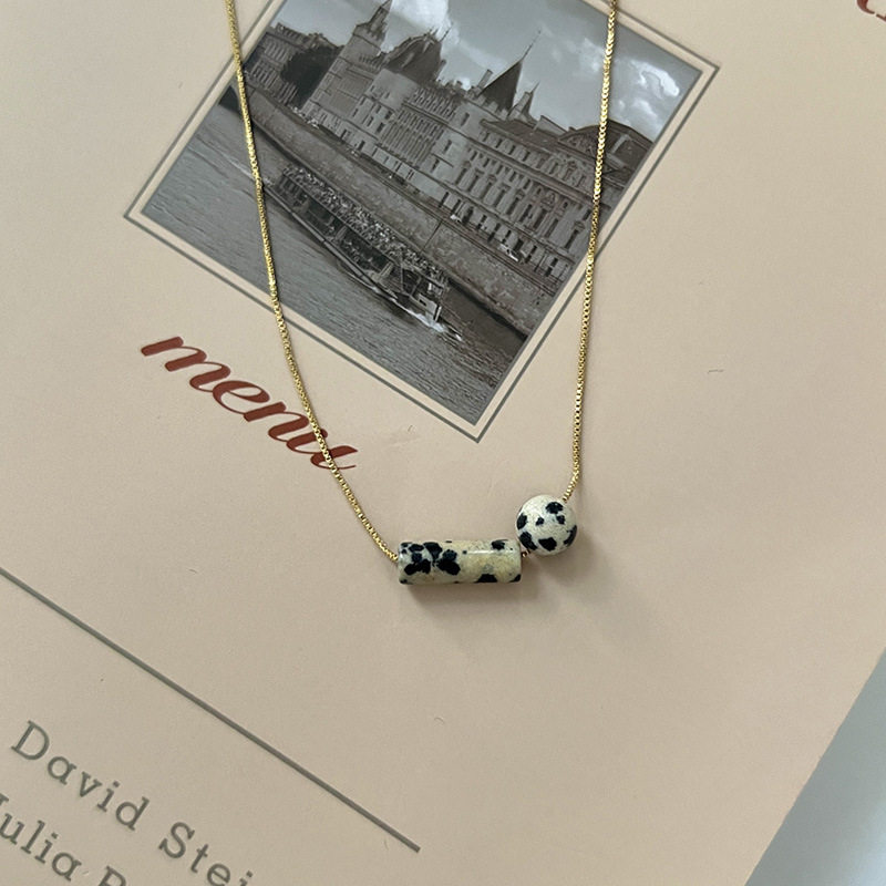 Irregular-colored natural stone necklace, a versatile and niche accessory for women in summer, a high-end necklace for best friends, and a stylish collarbone chain Specification drawing