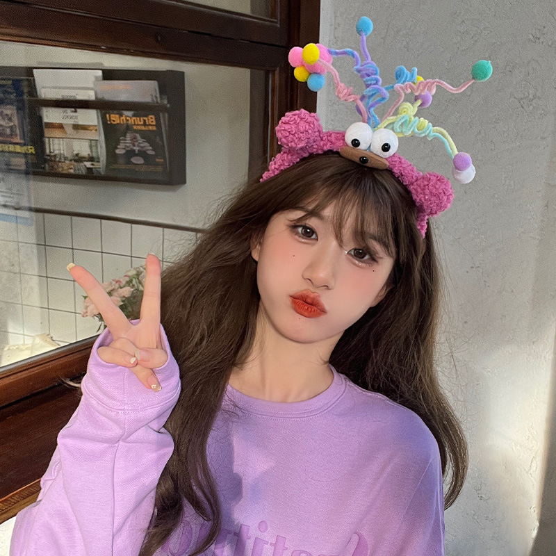 Funny little monster Pilum hair band, female cartoon face wash headband, plush hair clip, hair tie, birthday headwear, hair accessory Specification drawing