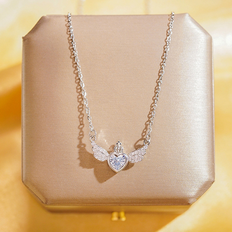 Wholesale of genuine gold electroplated angel wing crown heart-shaped necklace with a unique design sense for women, full diamond wing pendant jewelry details Picture