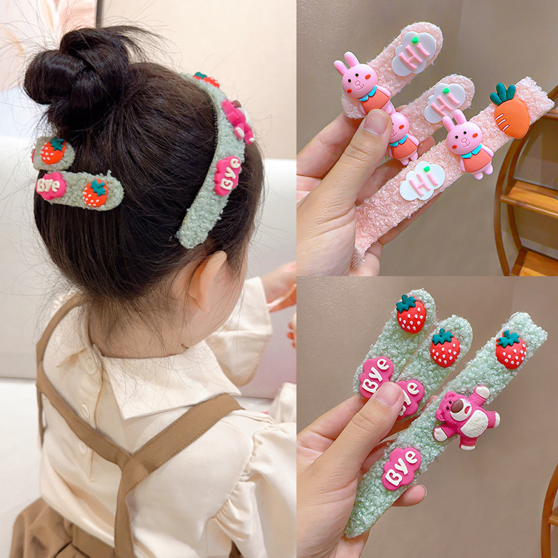 Children's bangs with cartoon plush Velcro, a hair care tool that won't damage or break hair, and a baby girl face and hair band details Picture
