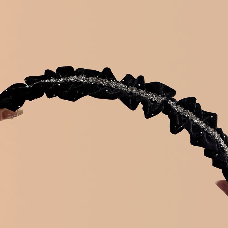 High-end Starry Sky water diamond velvet headband for women 2023 new style, forehead crush hair, face wash hair bundle, elegant headband Application Scenario
