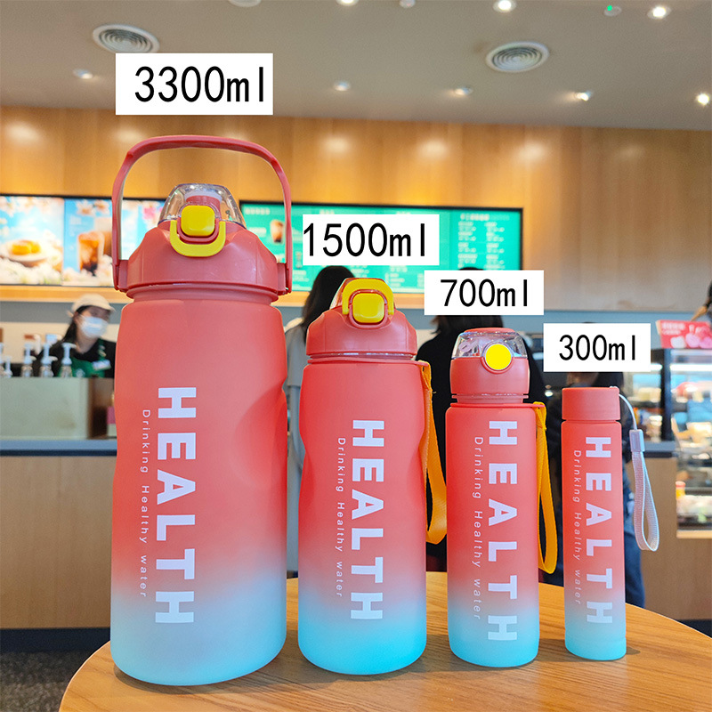 Wholesale of four-piece sets of gradient color water cups, large-capacity gym sports water bottles, straws and plastic cups for the South American market details Picture
