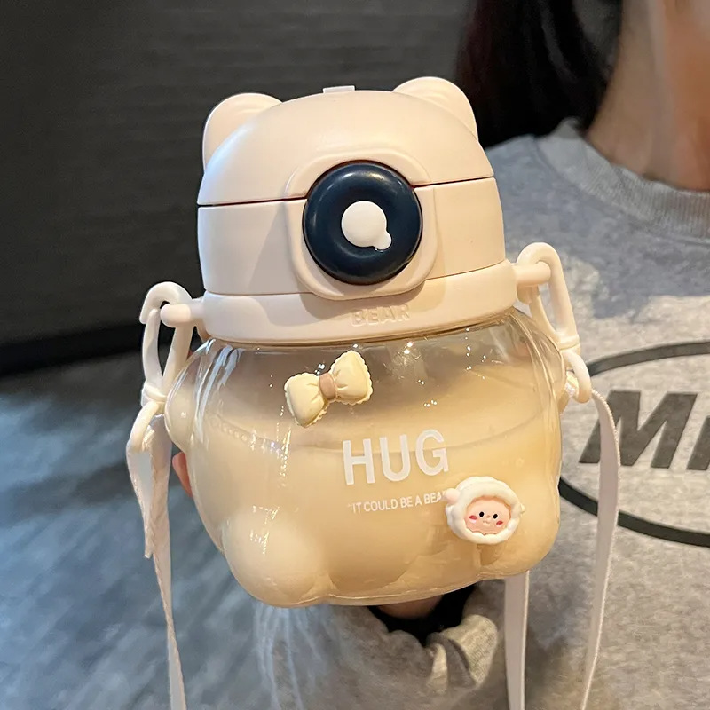 Cute bear plastic cup Portable high appearance level student water bottle outdoor cute style large capacity small belly portable straw cup Application Scenario