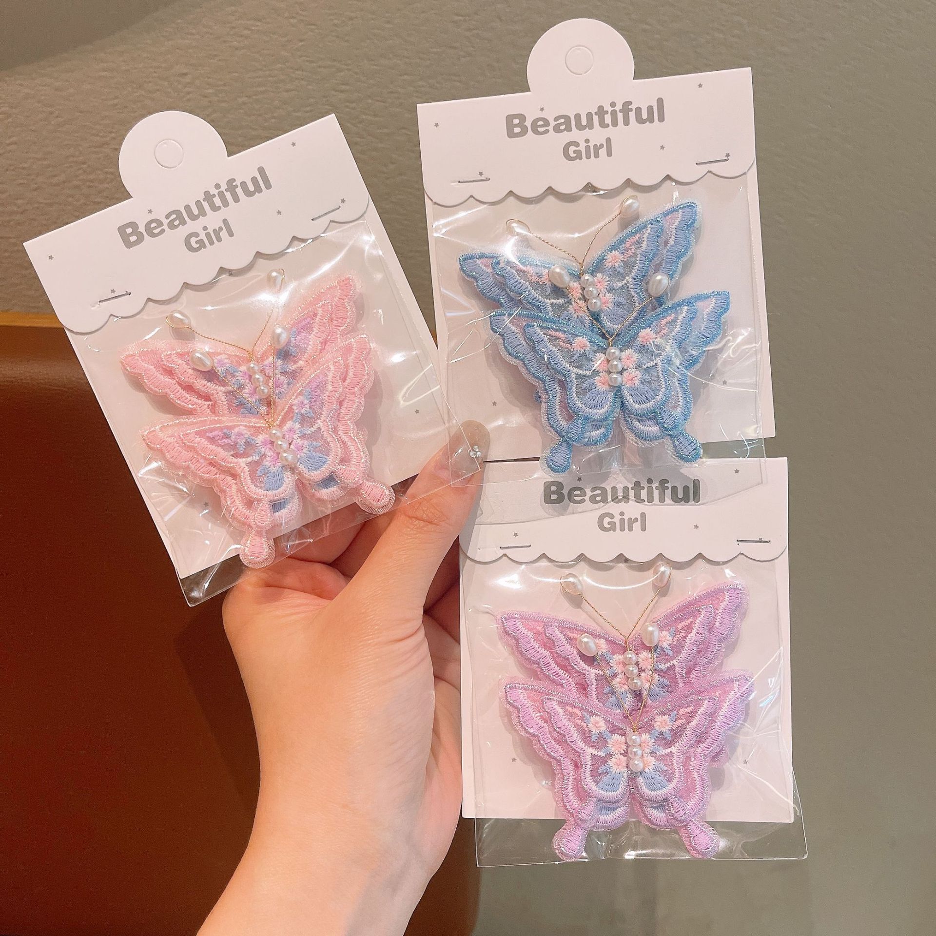 Cute cartoon mesh, pearl embroidery, butterfly posts, lace sequins, Velcro accessories, hair clips, self-adhesive fabric stickers Specification drawing
