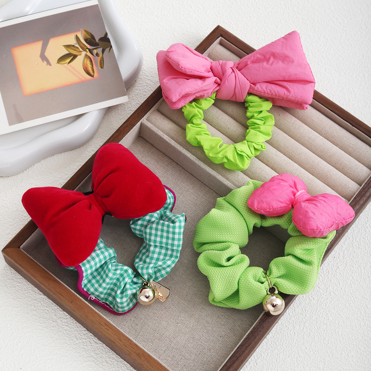 Children's fabric bow, large intestine hair band, Korean girl's sweet hair tie, ponytail hair tie, leather band, Japanese and Korean headwear full figure