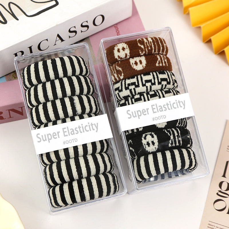 Boxed wide striped smiley face letter hair band headband for women, high elasticity towel band headband for women, high-end style ins Application Scenario