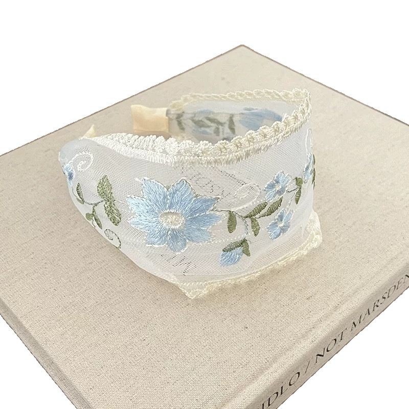 Pastoral style embroidered flower mesh hair band for women, new Spring/Summer 2025, stylish and high-end wide-edge headband hair accessory Item Picture