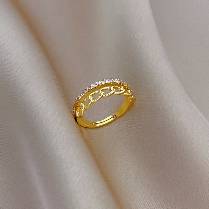 【 Real gold electroplating 】 Open chain, women's fashion, slightly inlaid, light luxury ring, index finger ring, the same style as Internet celebrities, cold style Application Scenario