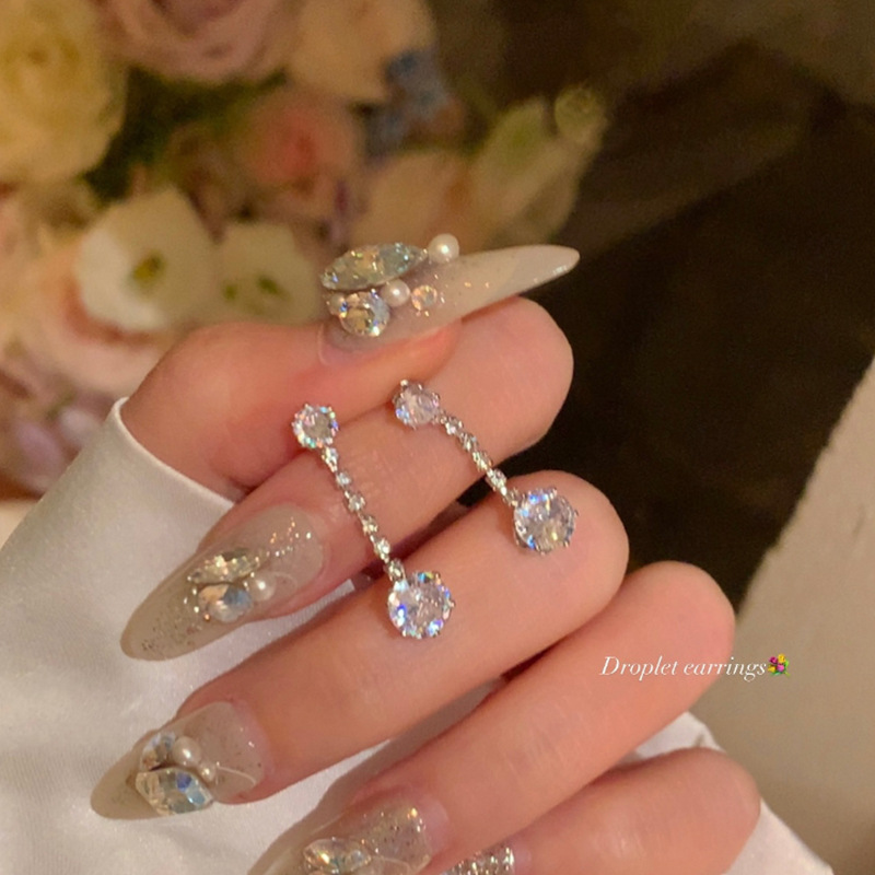 S925 Silver Needle Exquisite Zircon tassel Earrings, a versatile, niche and high-end earring for women, a trendy and elegant accessory for socialite full figure