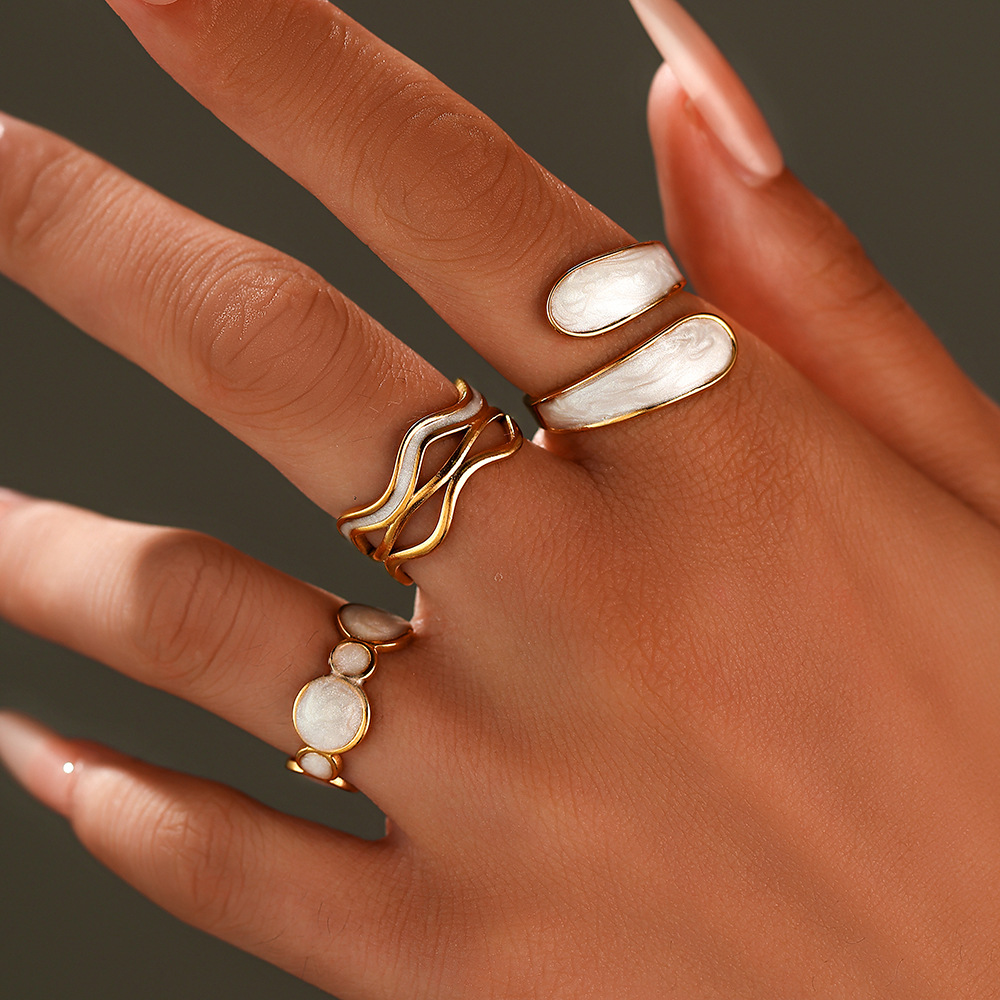 Light luxury and niche design round oil-dripping open ring, stainless steel women's index finger ring, titanium steel adjustable ring wholesale details Picture
