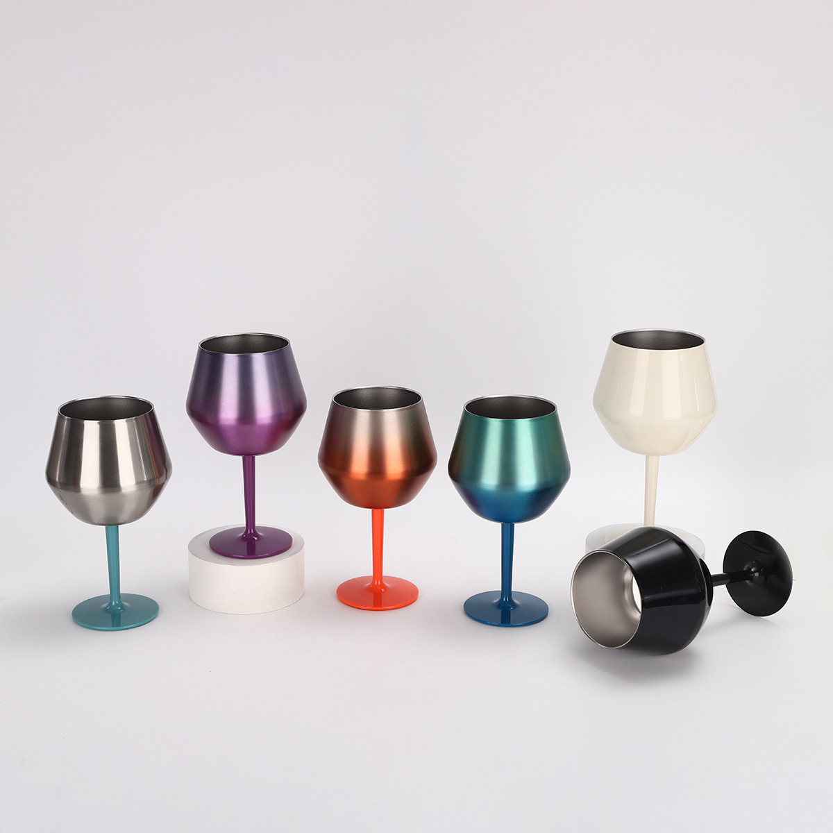 304 stainless steel tall wine glass, creative champagne glass, stainless steel wine bottle, fancy tall glass details Picture