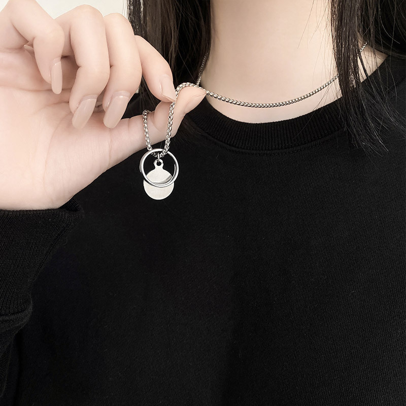 Stainless steel pearl chain ring military brand necklace, simple, cool, hip-hop long chain, non-fading accessory full figure