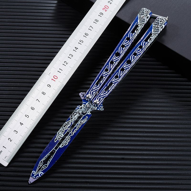 The manufacturer's best-selling CSGO game's uncut all-steel butterfly knife swing training knife folding practice undefined