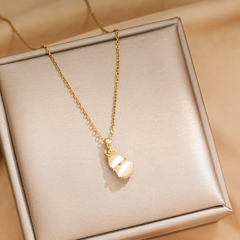 The same exquisite cat's eye stone gourd titanium steel necklace as on Xiaohongshu, a fashionable and versatile women's collarbone chain with zircon jewelry inlaid Specification drawing