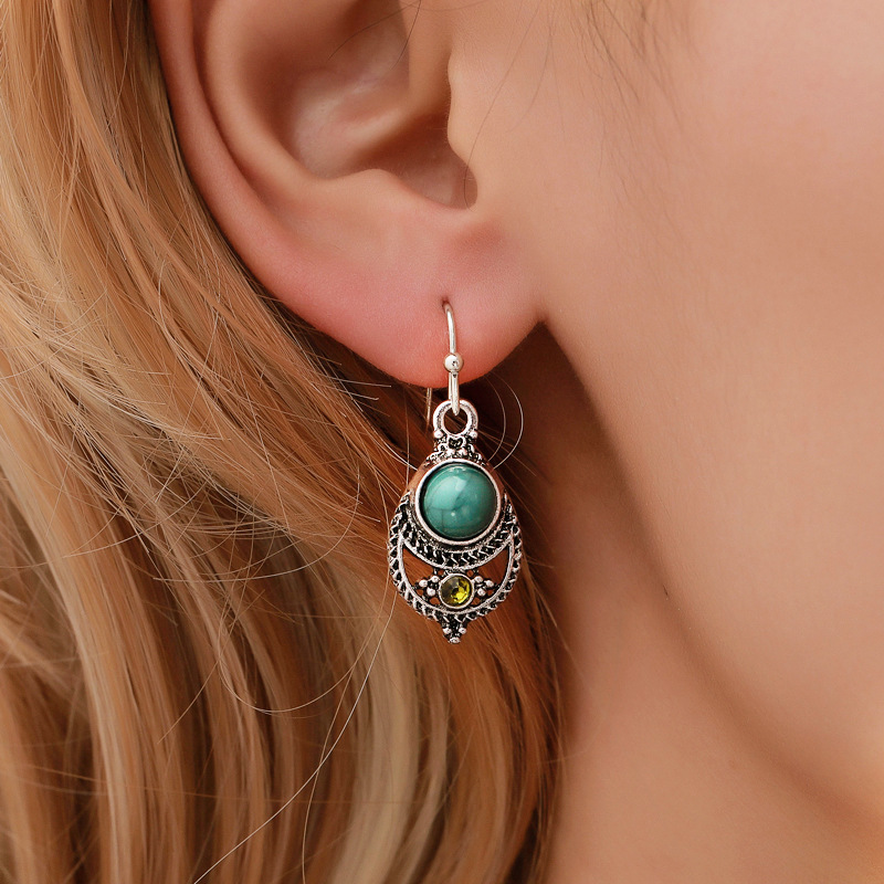 European and American simple earrings, Bohemian-style turquoise pendants, court retro hollowed-out carved ear hook earrings full figure