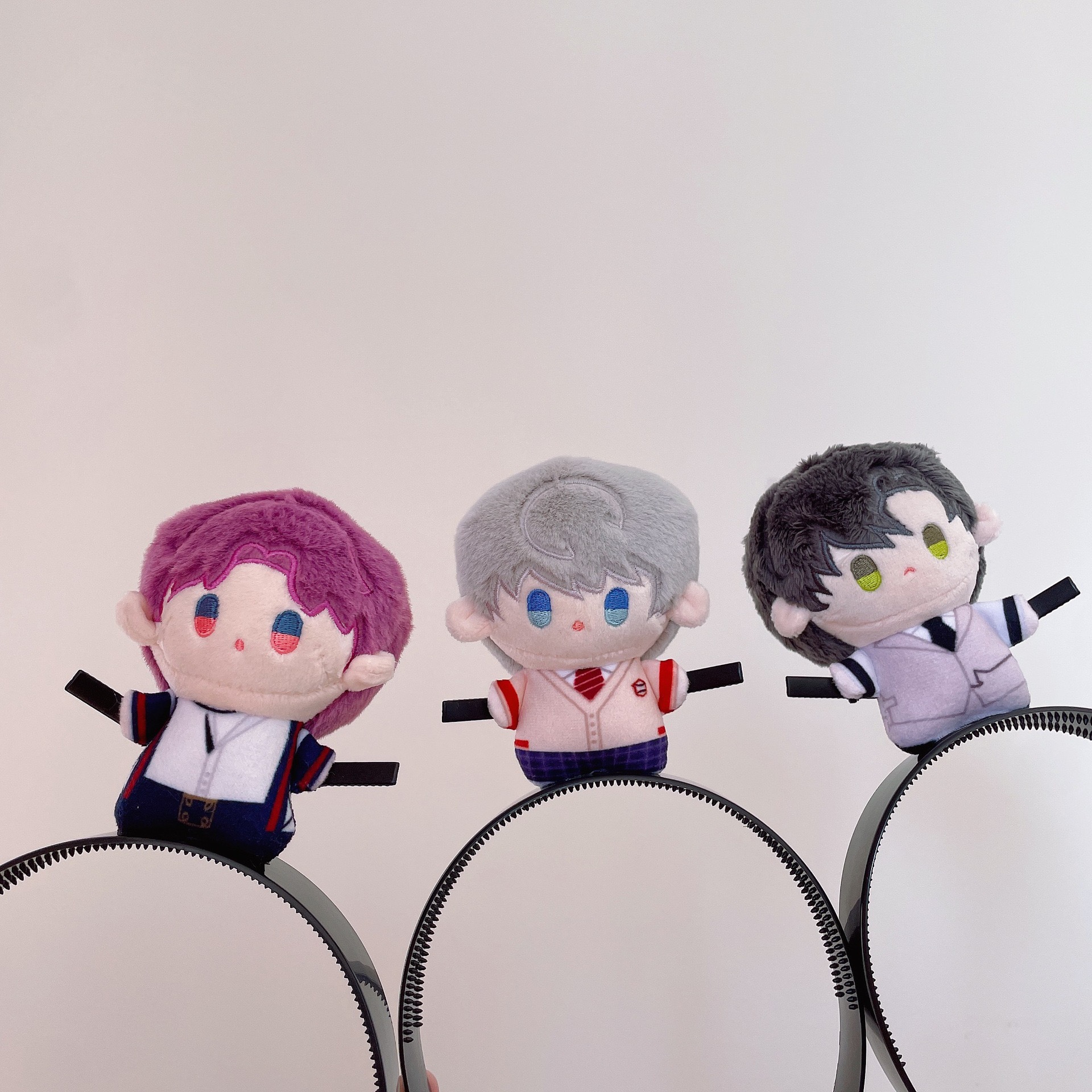 "Love and Deep Space Headband, Funny cotton doll headband, grab bangs, pull hair, Wash face headband, hair clip, Li Shen, Qi Yu. Specification drawing
