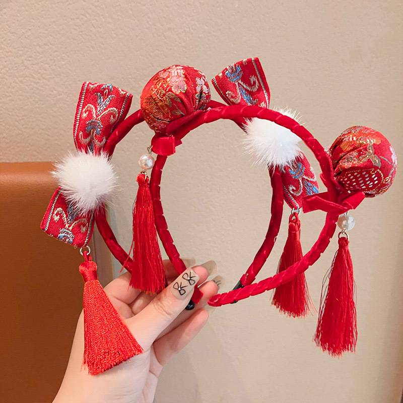 New Year's ancient-style tassels, Chinese-style red headwear, first birthday hair band, Tang suits, Hanfu accessories, baby bows, festive Application Scenario