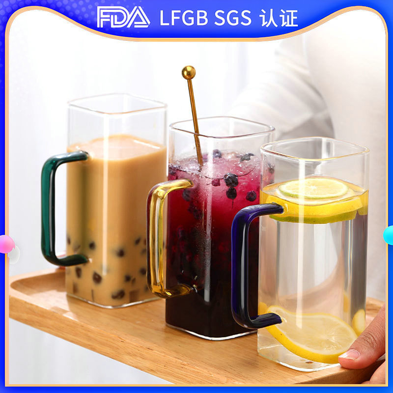 Square glass cups with colorful handles, milk and juice cups, transparent and simple household cups, high borosilicate glass water cups full figure
