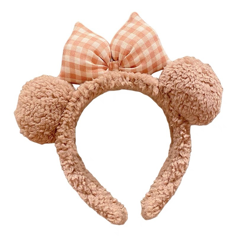 Cute checkered bow bear plush hair band for girls, cartoon facial wash hair pressing headband, anti-slip hair clip, hair tie headwear Item Picture