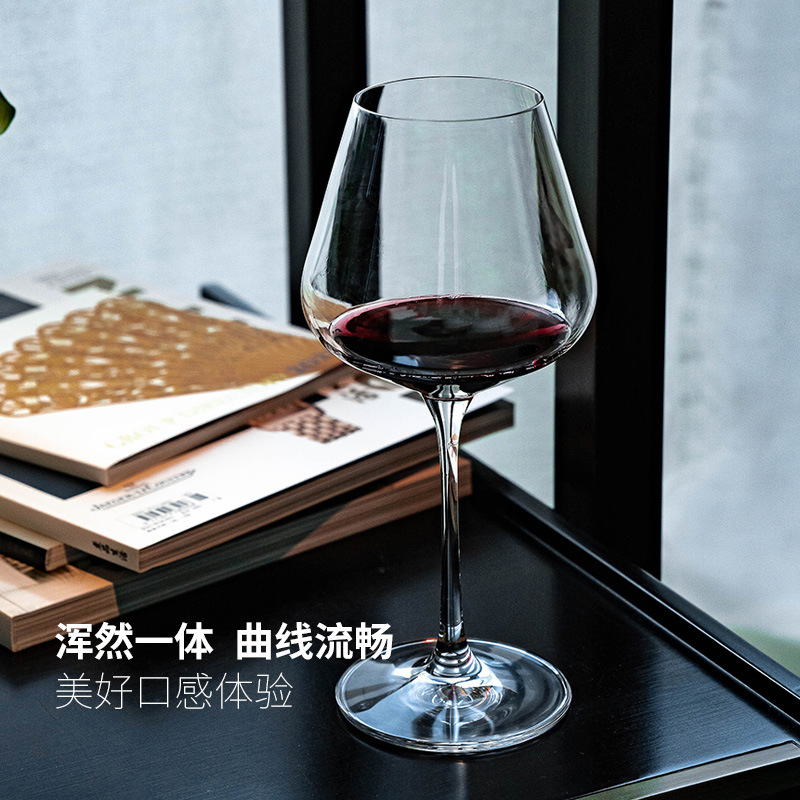 Wholesale of large Burgundy high-end glass decanters, high-end large-belted wine glasses for home use Specification drawing