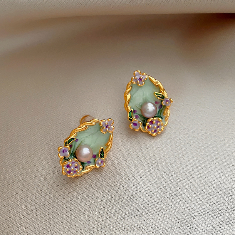 Monet Garden Pearl Earrings, women's colored glazed oil painting flower stud earrings, Baroque retro style pearl earrings Specification drawing